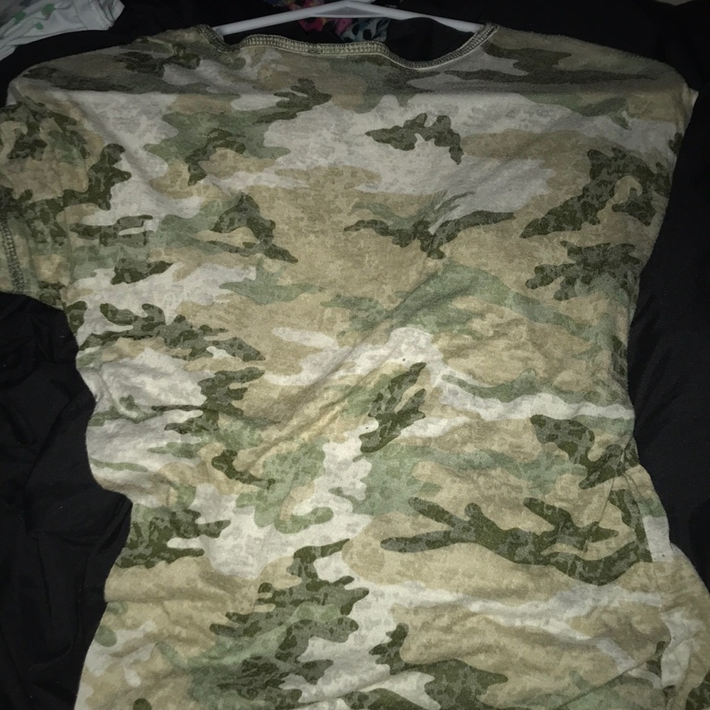 Camo tee